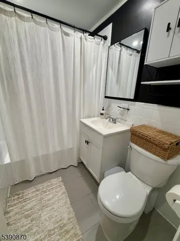 $279,900 | 458 River Road, Unit C, Nutley, NJ 07110