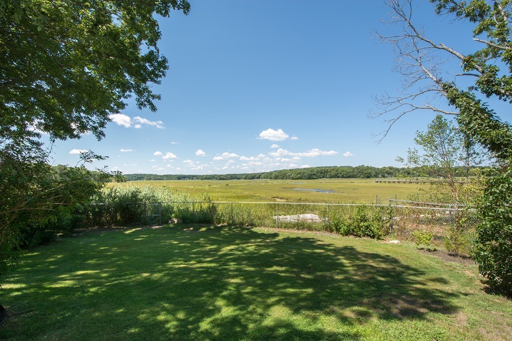 34 Liberty Road Marshfield, MA 02050 - Photo 3 of 22 Gallery Image 3
