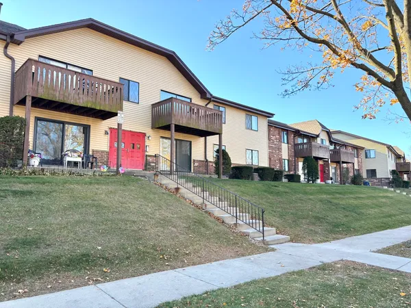 $59,900 | 6011 West Port Avenue, Unit 205K, Milwaukee, WI 53223