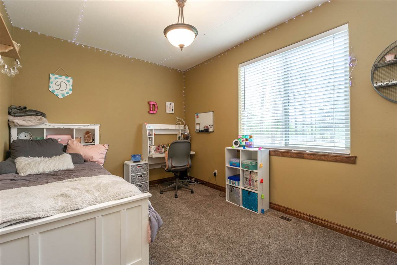 7404 West Griffin Road Cheney, WA 99004 - Photo 14 of 20