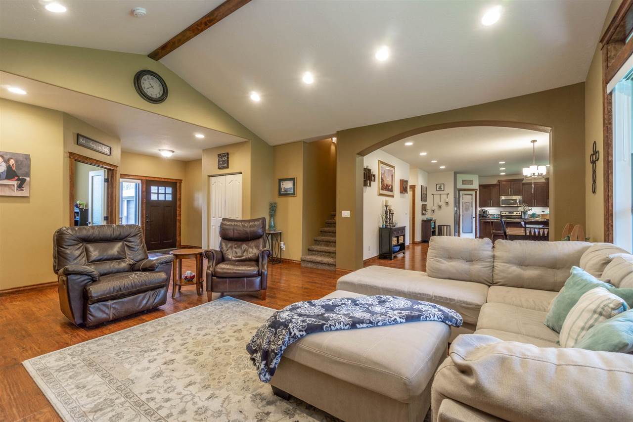 7404 West Griffin Road Cheney, WA 99004 - Photo 5 of 20