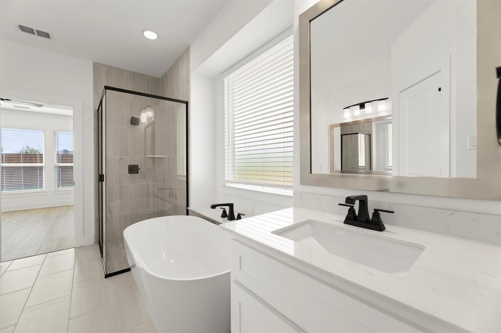 2391 Bell Way Forney, TX 75126 - Photo 25 of 36 14. 2391 Bell - Family (2)