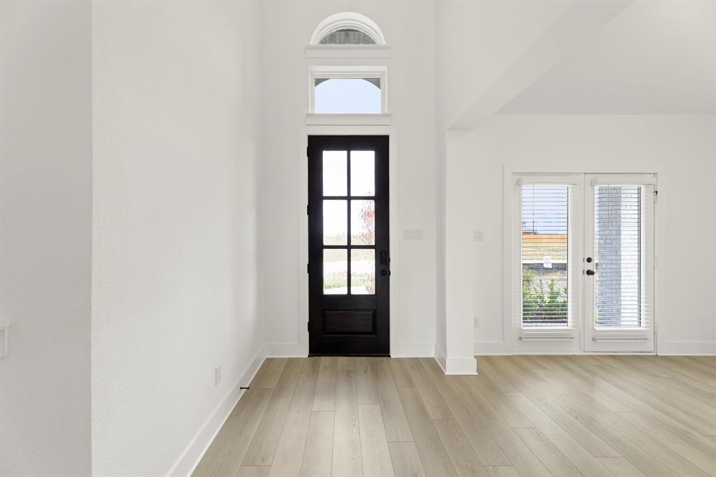 2391 Bell Way Forney, TX 75126 - Photo 3 of 36 03. 2391 Bell - Entry