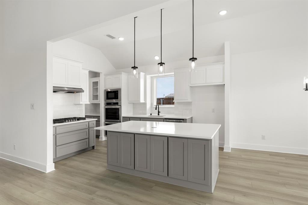 2391 Bell Way Forney, TX 75126 - Photo 10 of 36 08. 2391 Bell - Kitchen (2)