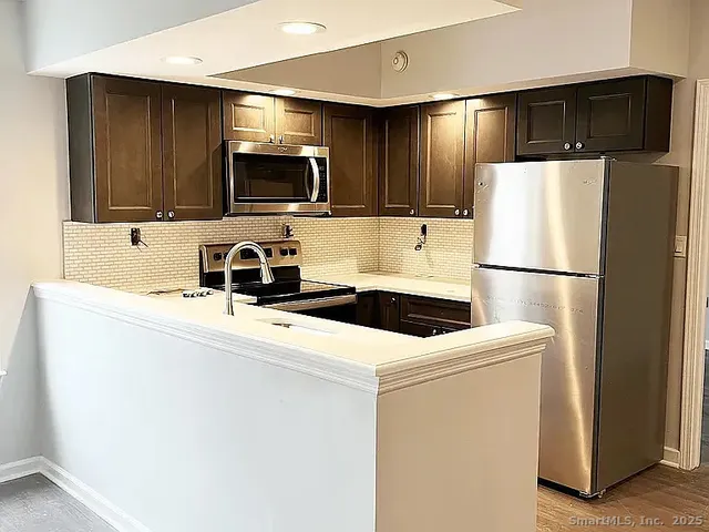 $2,795 | 10 Haviland Street, Norwalk, CT 06854