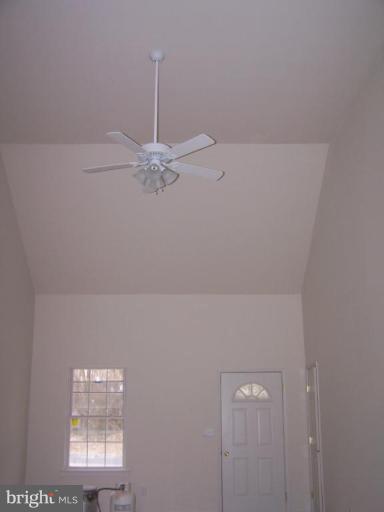 240 Concord Road Chestertown, MD 21620 - Photo 9 of 13 Living Room/Great Room