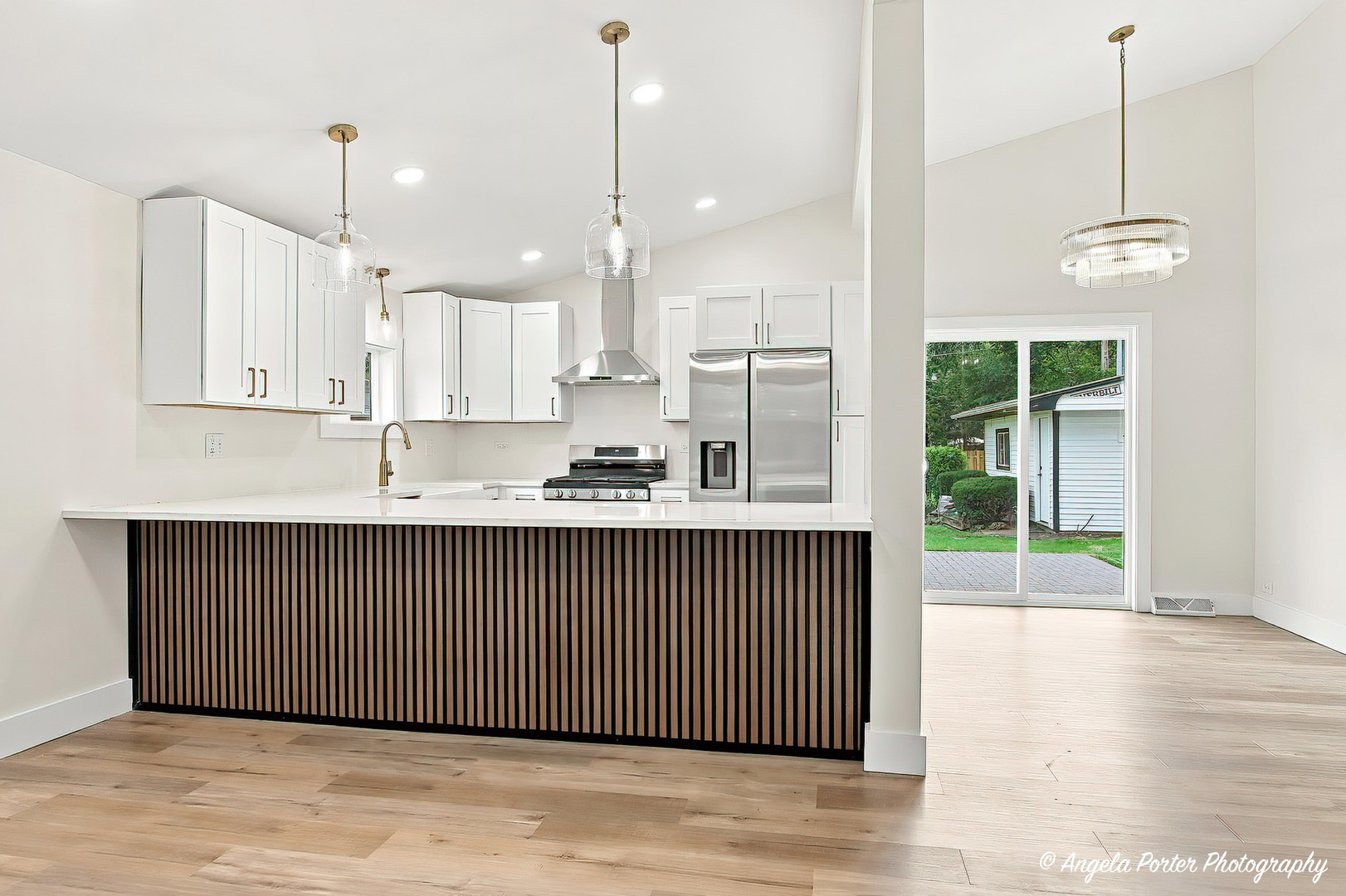 2929 Central Road Glenview, IL 60025 - Photo 5 of 31 Gallery Image 5