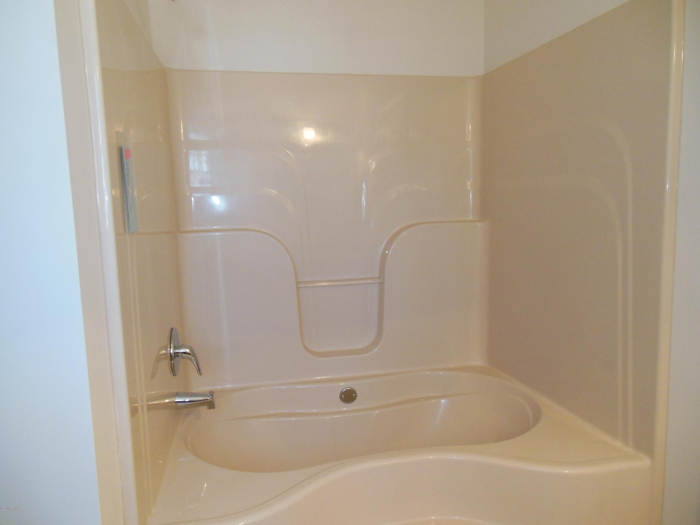 818 Deerfield Road Lake Ariel, PA 18436 - Photo 13 of 25 Gallery Image 13