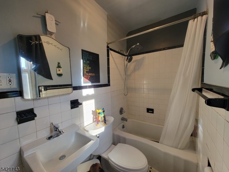 246 Spring Hill Road Skillman, NJ 08558 - Photo 8 of 49