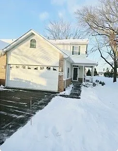 $329,900 | 16719 South Sunset Ridge Court, Lockport, IL 60441