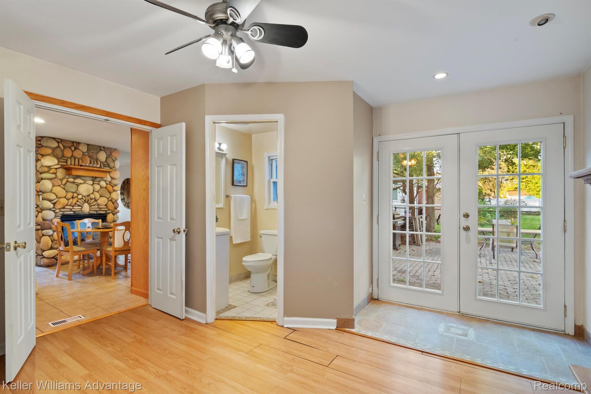 23710 Meadowbrook Road Novi, MI 48375 - Photo 19 of 26