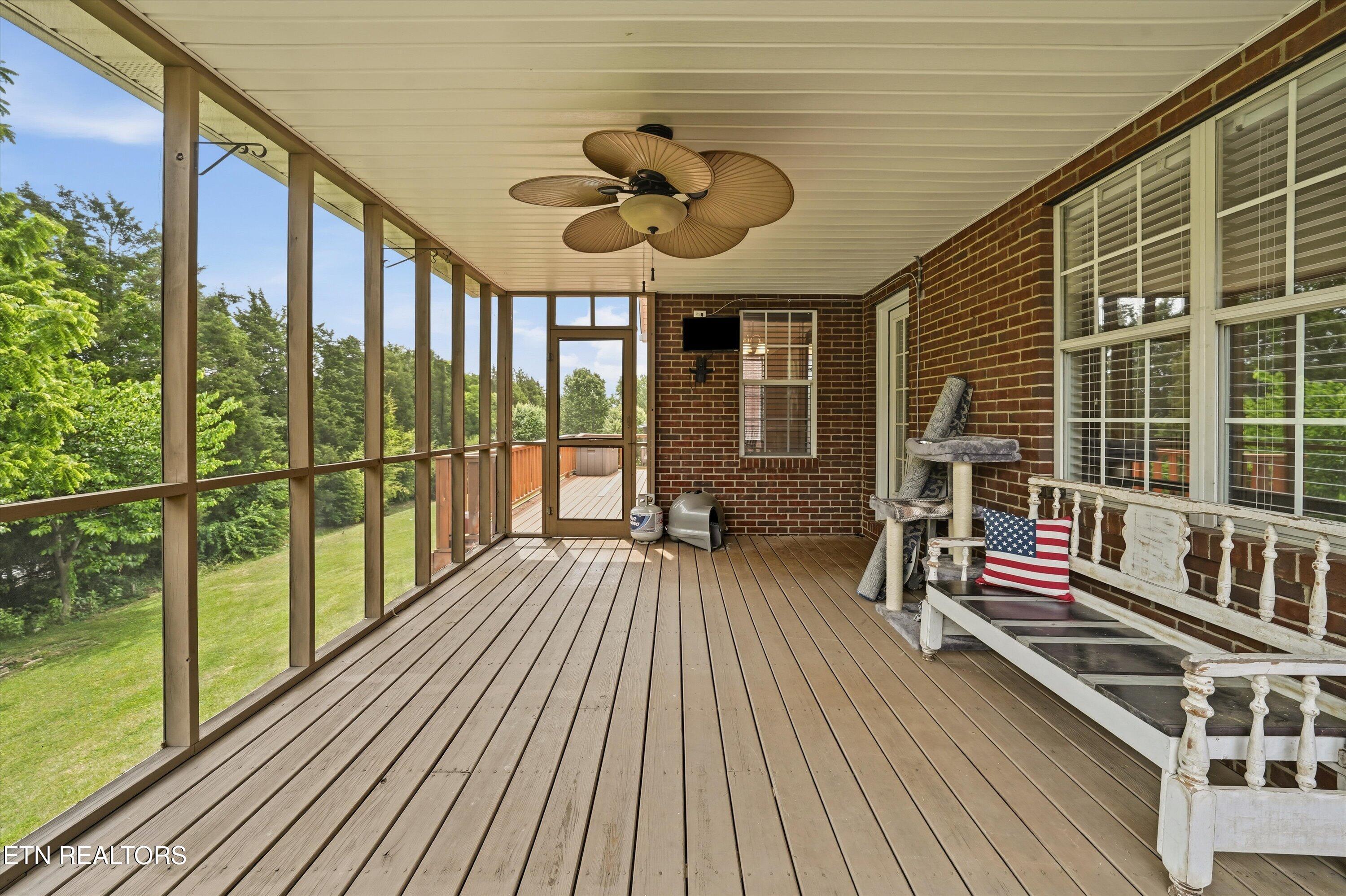 7924 Country Scene Road Knoxville, TN 37938 - Photo 38 of 42 20-7924 Country Scene Rd 36