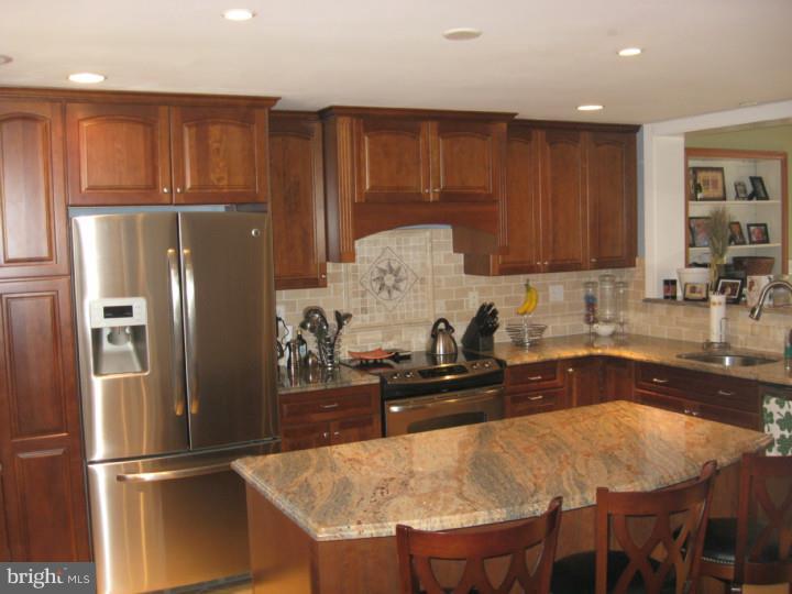 350 Marple Road Broomall, PA 19008 - Photo 3 of 25 Gallery Image 3