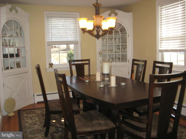 350 Marple Road Broomall, PA 19008 - Photo 8 of 25 Gallery Image 8