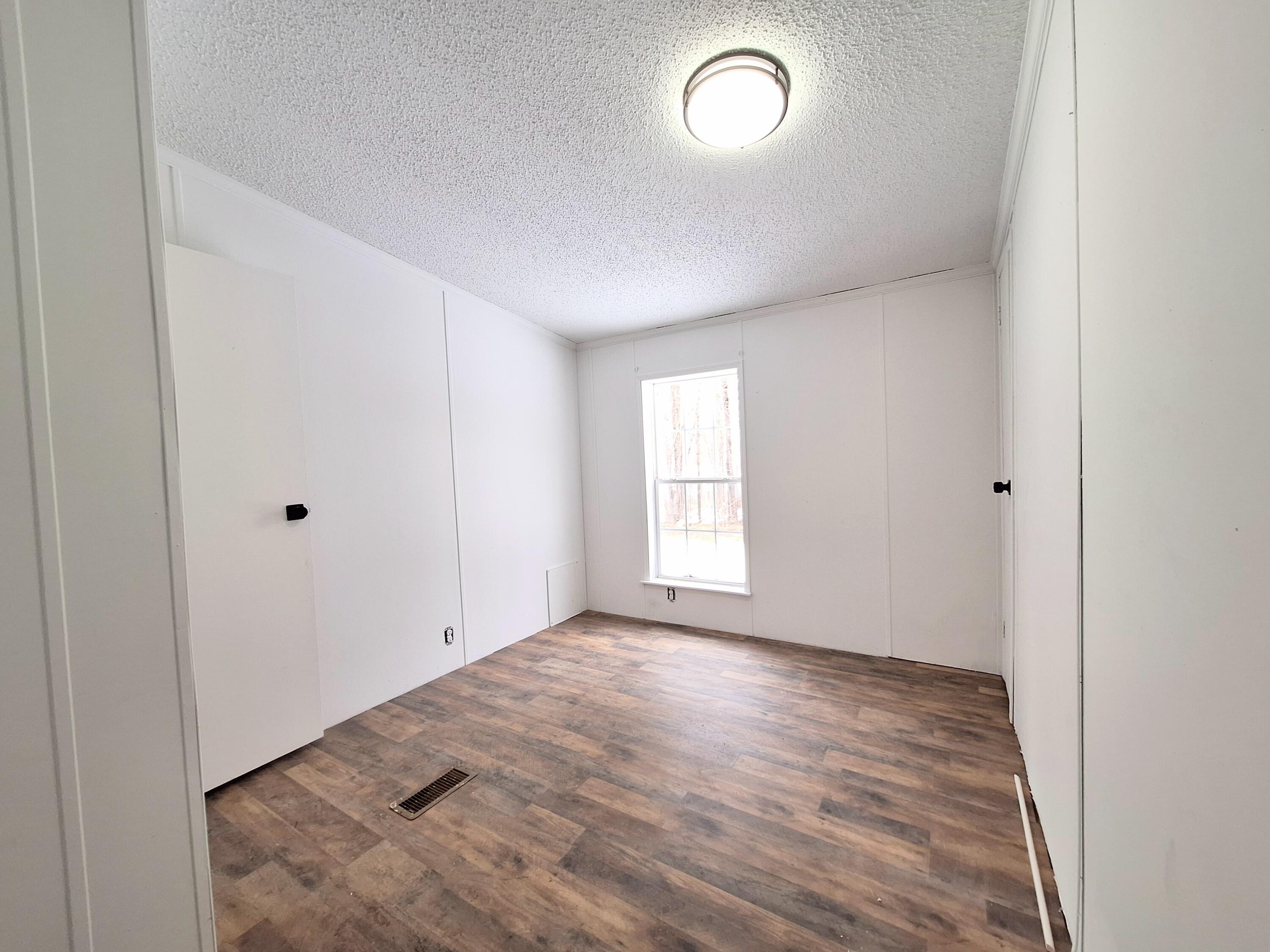 17 Gardiner Road Whitefield, ME 04353 - Photo 12 of 23 20240209_134628~2