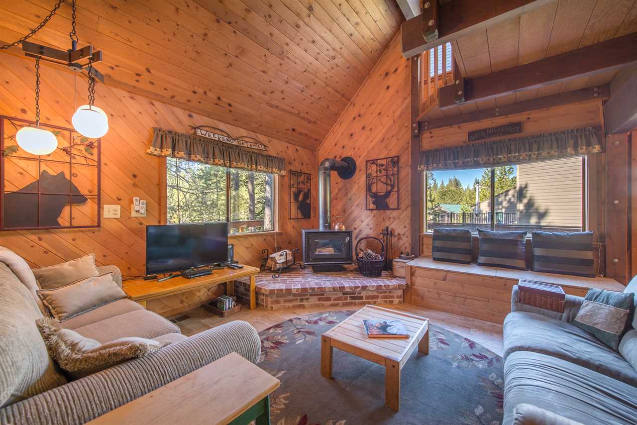 8365 Cascade Road Soda Springs, CA 95728 - Photo 5 of 21 Gallery Image 5