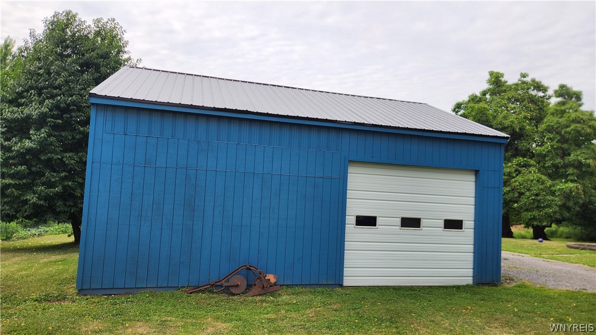 5177 Lower Mountain Road Cambria, NY 14094 - Photo 5 of 17