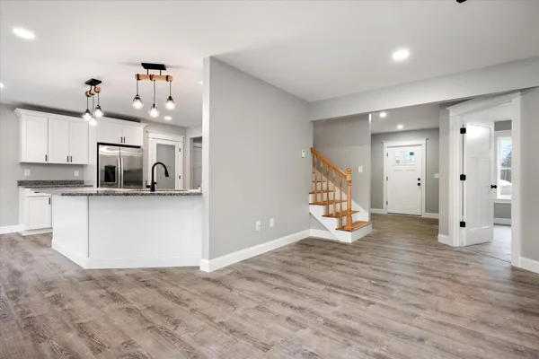 $599,900 | 673 Streamside Avenue, Hermon, ME 04401