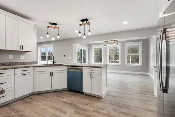$599,900 | 673 Streamside Avenue, Hermon, ME 04401