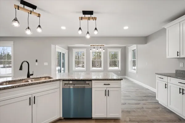 $599,900 | 673 Streamside Avenue, Hermon, ME 04401