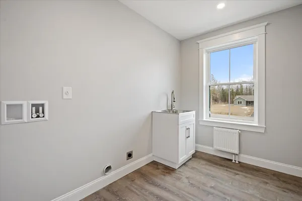 $599,900 | 673 Streamside Avenue, Hermon, ME 04401