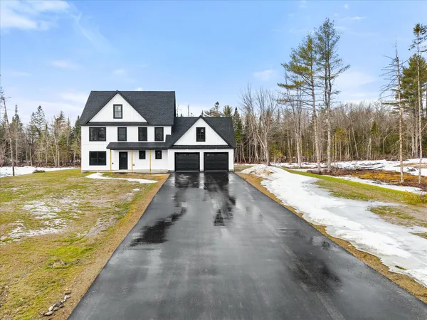 $599,900 | 673 Streamside Avenue, Hermon, ME 04401