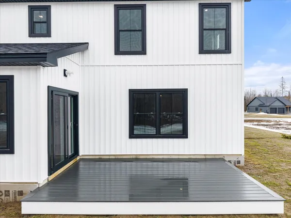 $599,900 | 673 Streamside Avenue, Hermon, ME 04401