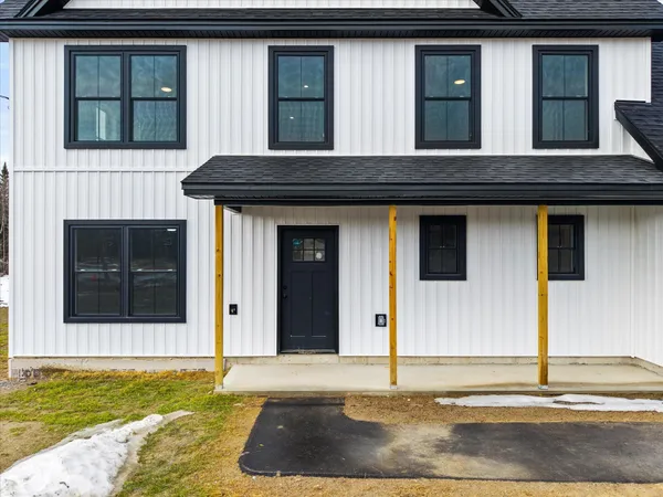 $599,900 | 673 Streamside Avenue, Hermon, ME 04401
