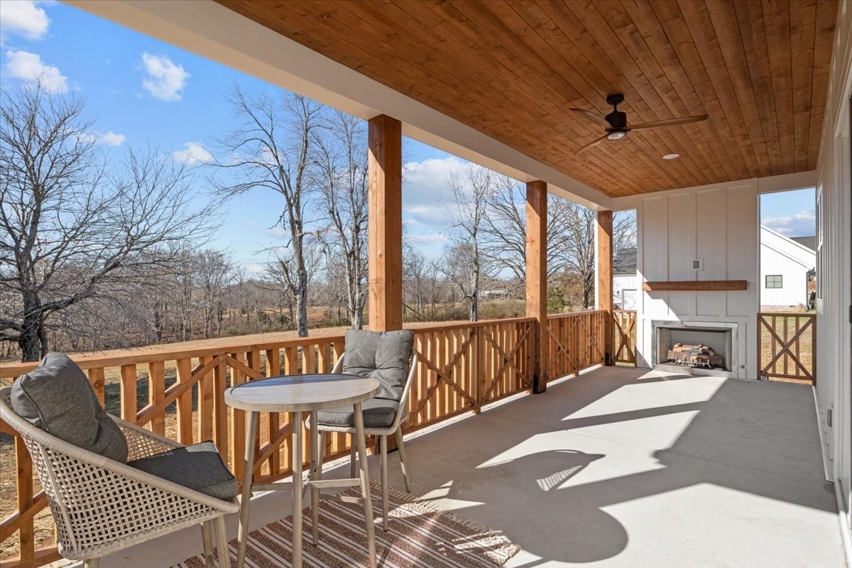 795 Jason Chapel Road Dickson, TN 37055 - Photo 29 of 35 a outdoor space with patio furniture