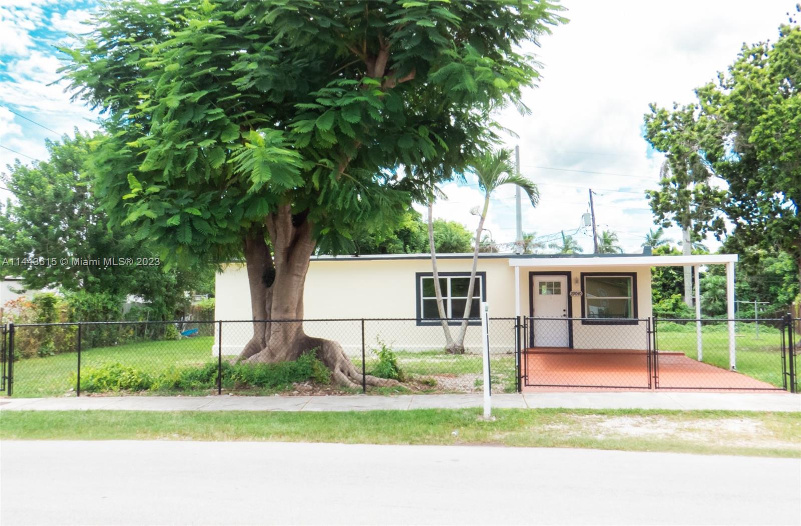 29040 Alabama Road Homestead, FL 33033 - Photo 3 of 31 Gallery Image 3