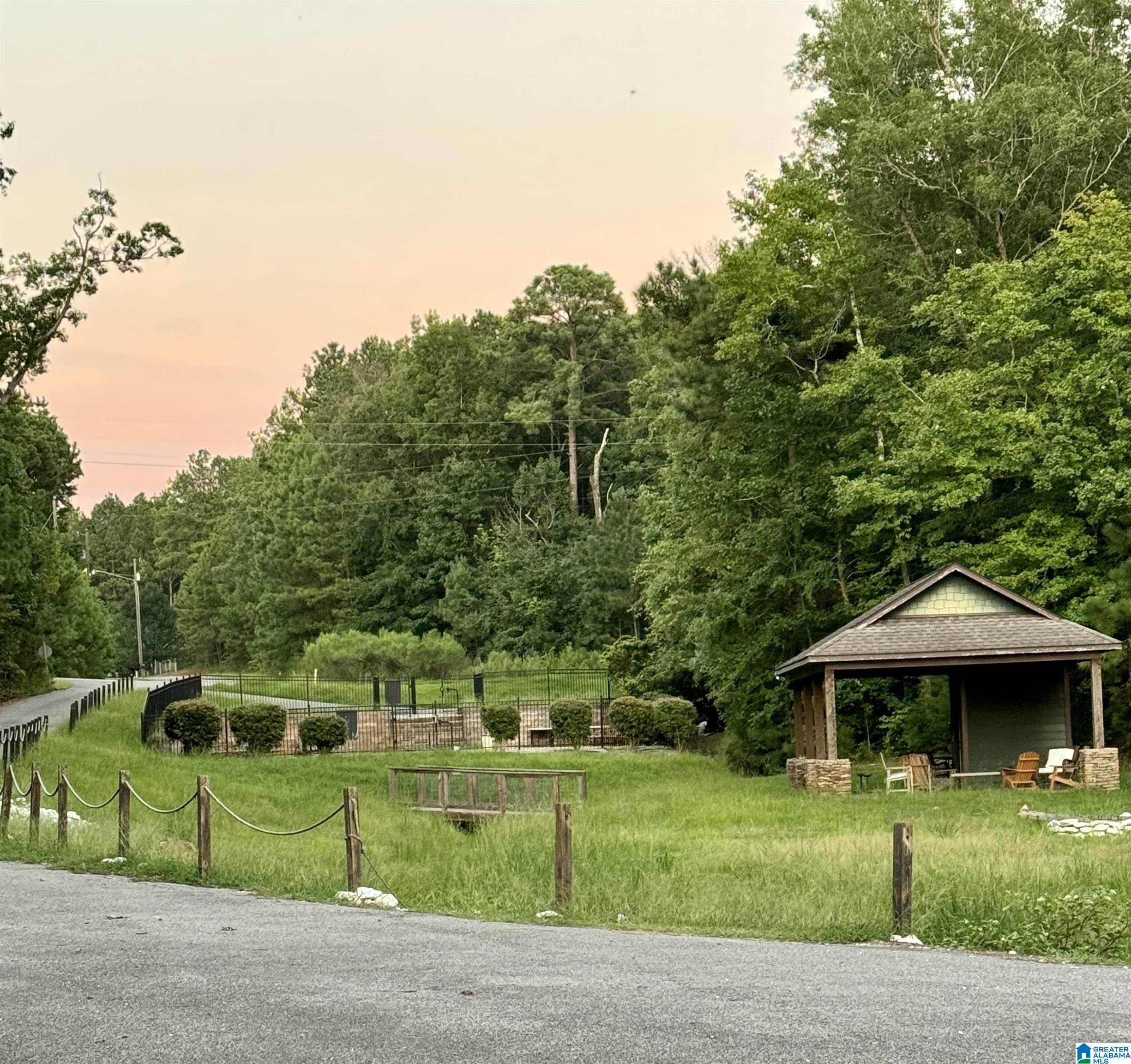 Cottage Square Loop, Unit 319 Sylacauga, AL 35151 - Photo 2 of 4
