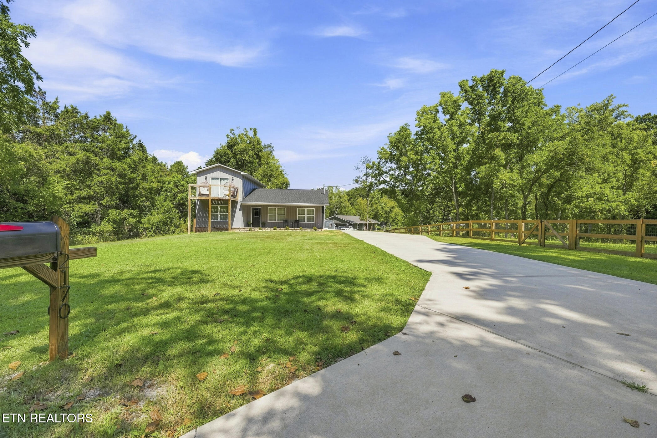2170 Stone Road Blaine, TN 37709 - Photo 2 of 31 DSC08551