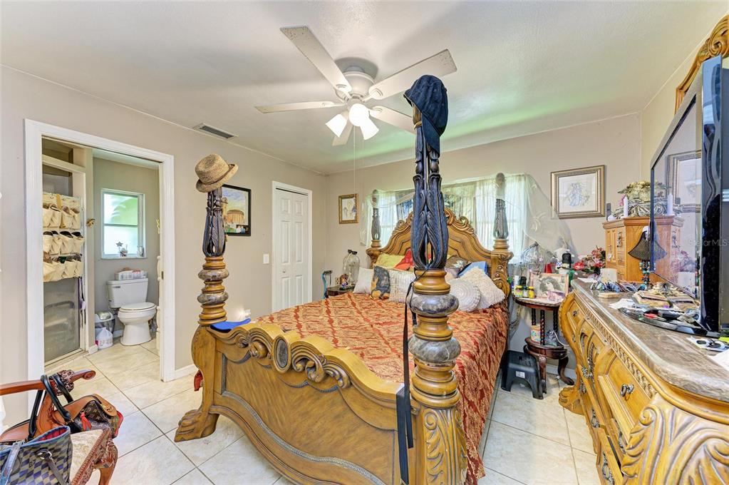 620 Burke Road Venice, FL 34293 - Photo 12 of 27
