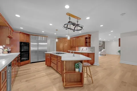 $1,095,000 | 196 Brigham Hill Road, Grafton, MA 01536