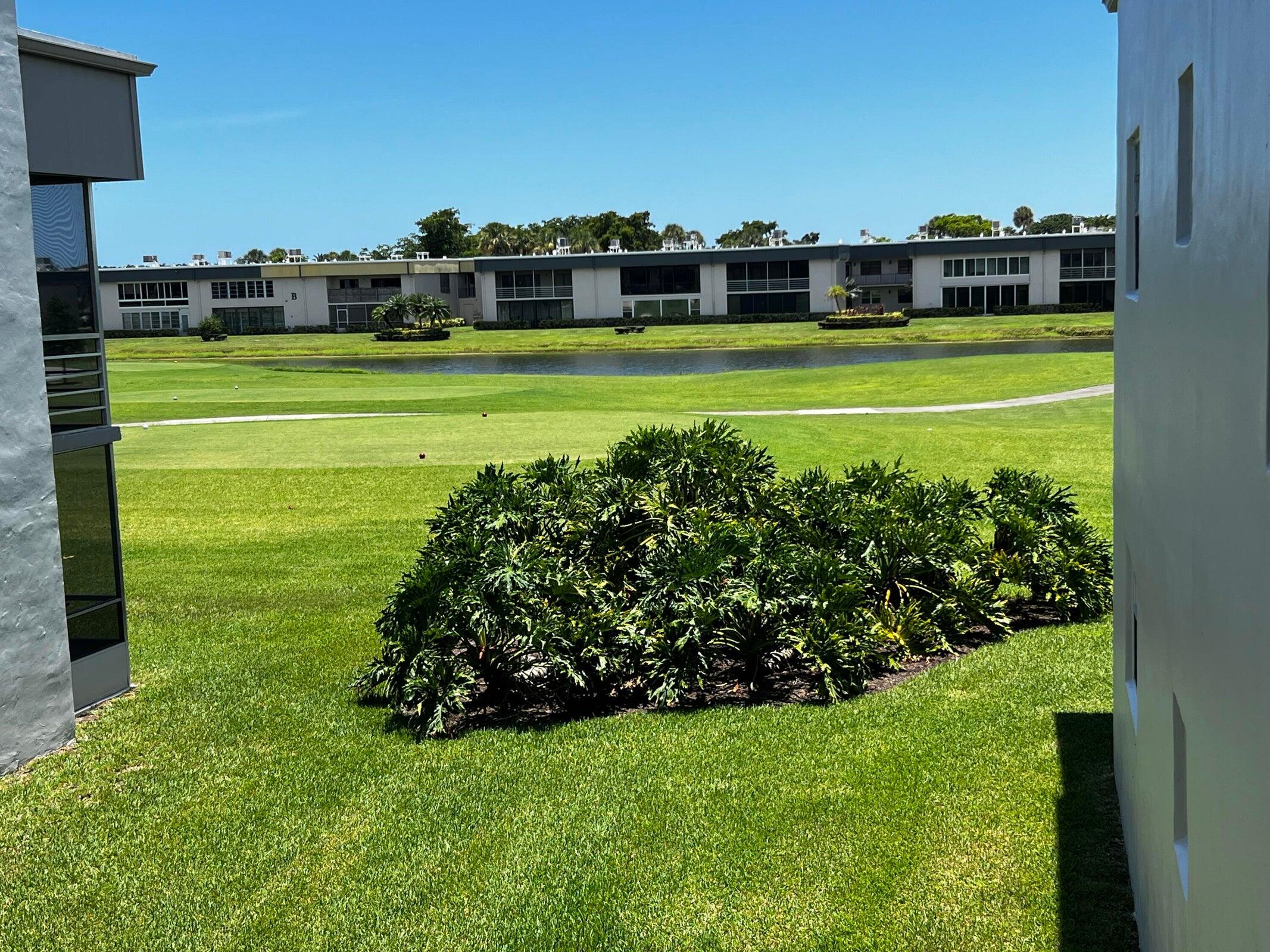 185 Normandy Lane, Unit D Delray Beach, FL 33484 - Photo 17 of 62 185 Normandy D- Greenspace