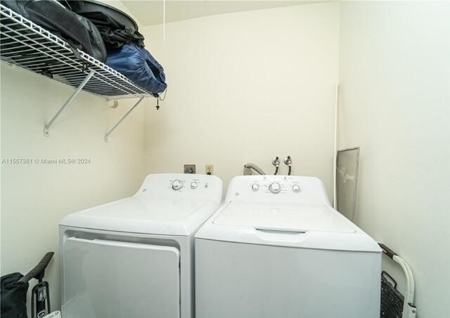 185 Normandy Lane, Unit D Delray Beach, FL 33484 - Photo 10 of 62 185 Normandy D Washer:Dryer