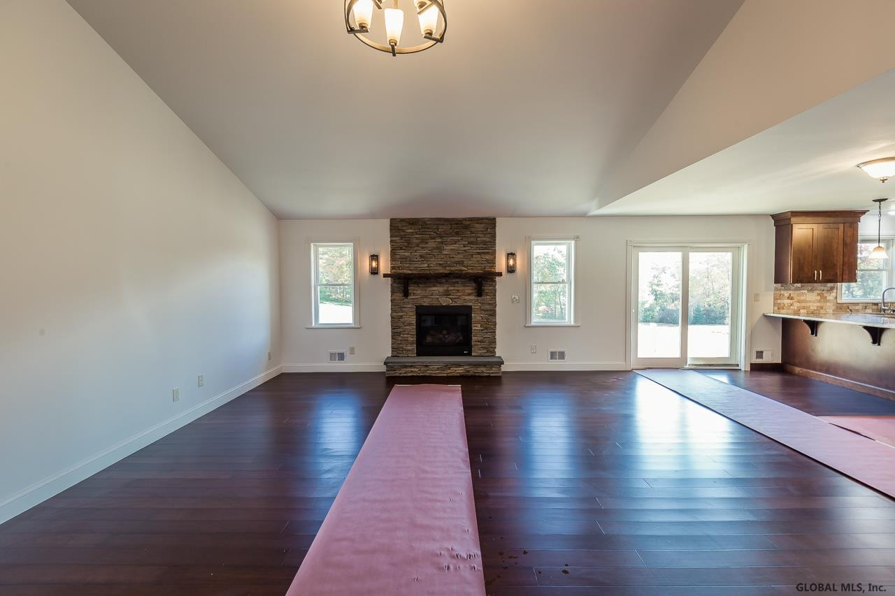 205 McQueen Road Perth, NY 12010 - Photo 6 of 50 Photo 6