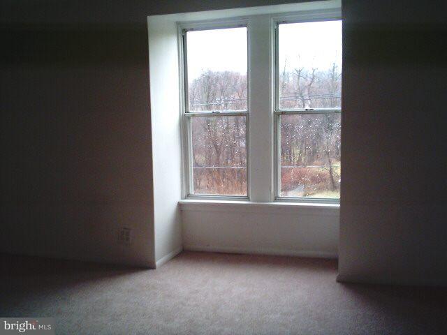 1208 Edgemont Road Harrisburg, PA 17109 - Photo 6 of 12 Gallery Image 6