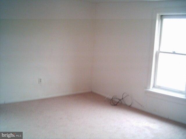 1208 Edgemont Road Harrisburg, PA 17109 - Photo 10 of 12 Gallery Image 10
