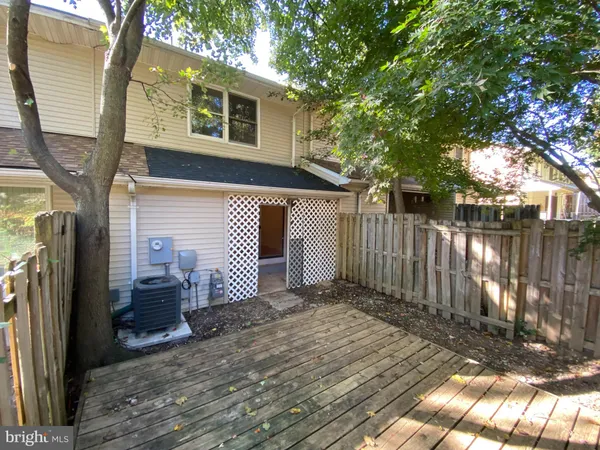 $1,745 | 212 Farrell Lane, Fredericksburg, VA 22401