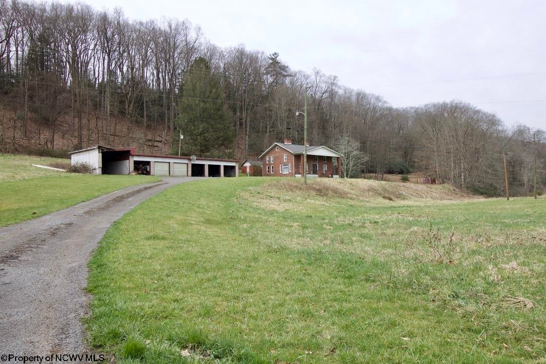629 Butts Farm Road Parsons, WV 26287 - Photo 10 of 30 Gallery Image 10