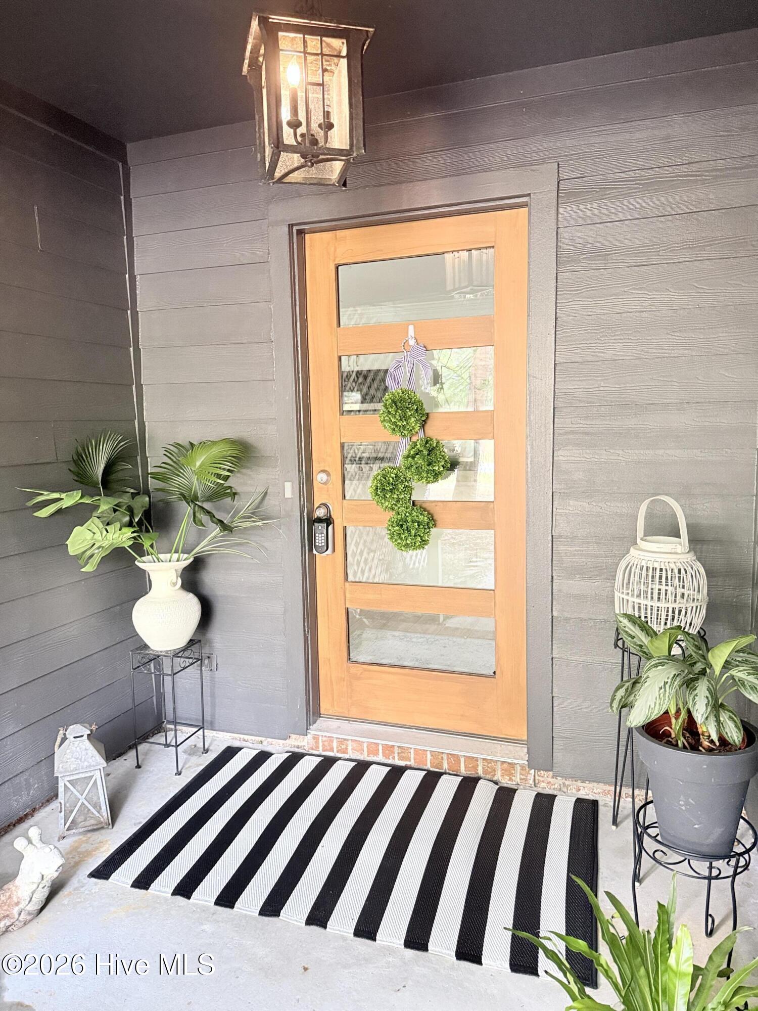 1001 Hunting Ridge Road Wilmington, NC 28412 - Photo 8 of 58 Modern Door
