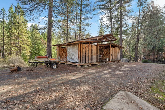 $515,000 | 4000 Fs Road, Hyampom, CA 96046