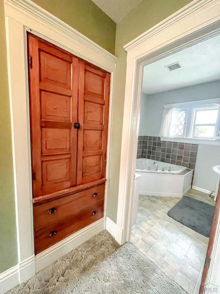 517 Raton Avenue La Junta, CO 81050 - Photo 34 of 45