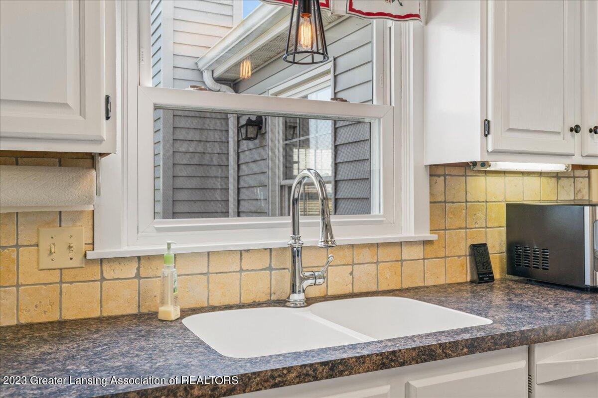 2843 Loomis Road St. Johns, MI 48879 - Photo 18 of 53 18-Media Jett-23