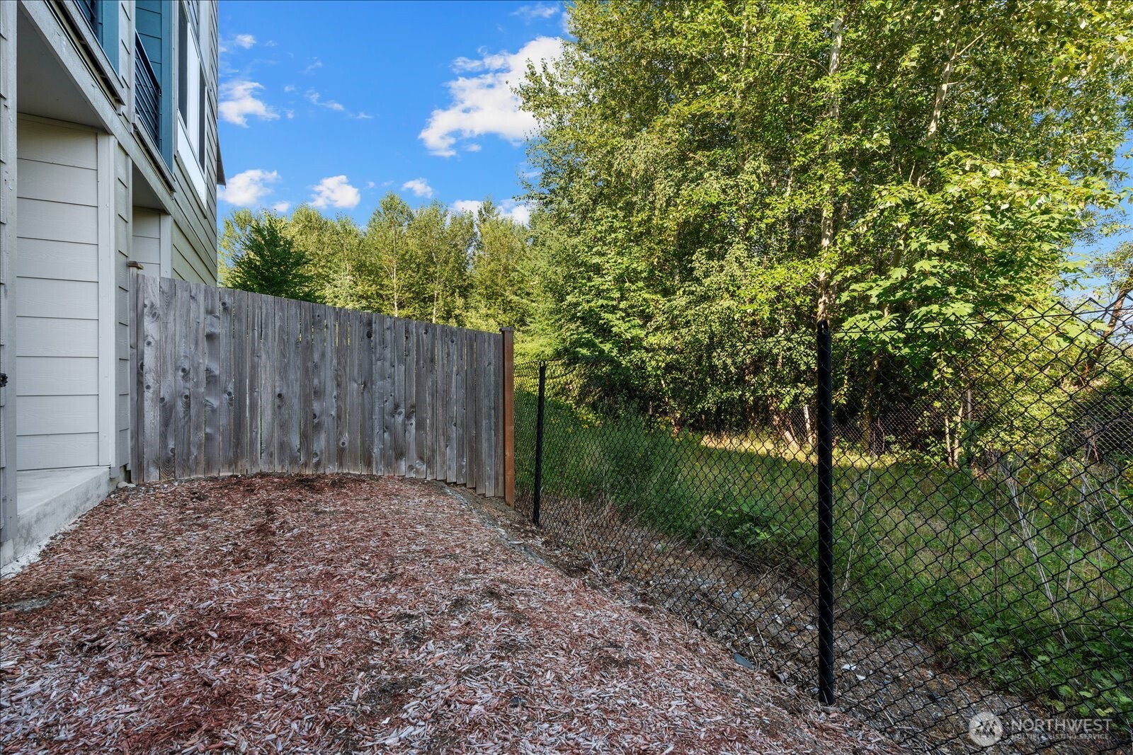 17905 35th Avenue Southeast, Unit B4 Bothell, WA 98012 - Photo 25 of 31