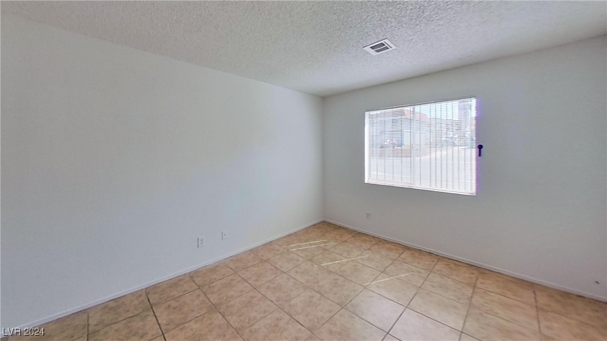 2257 Exeter Drive Las Vegas, NV 89156 - Photo 5 of 14