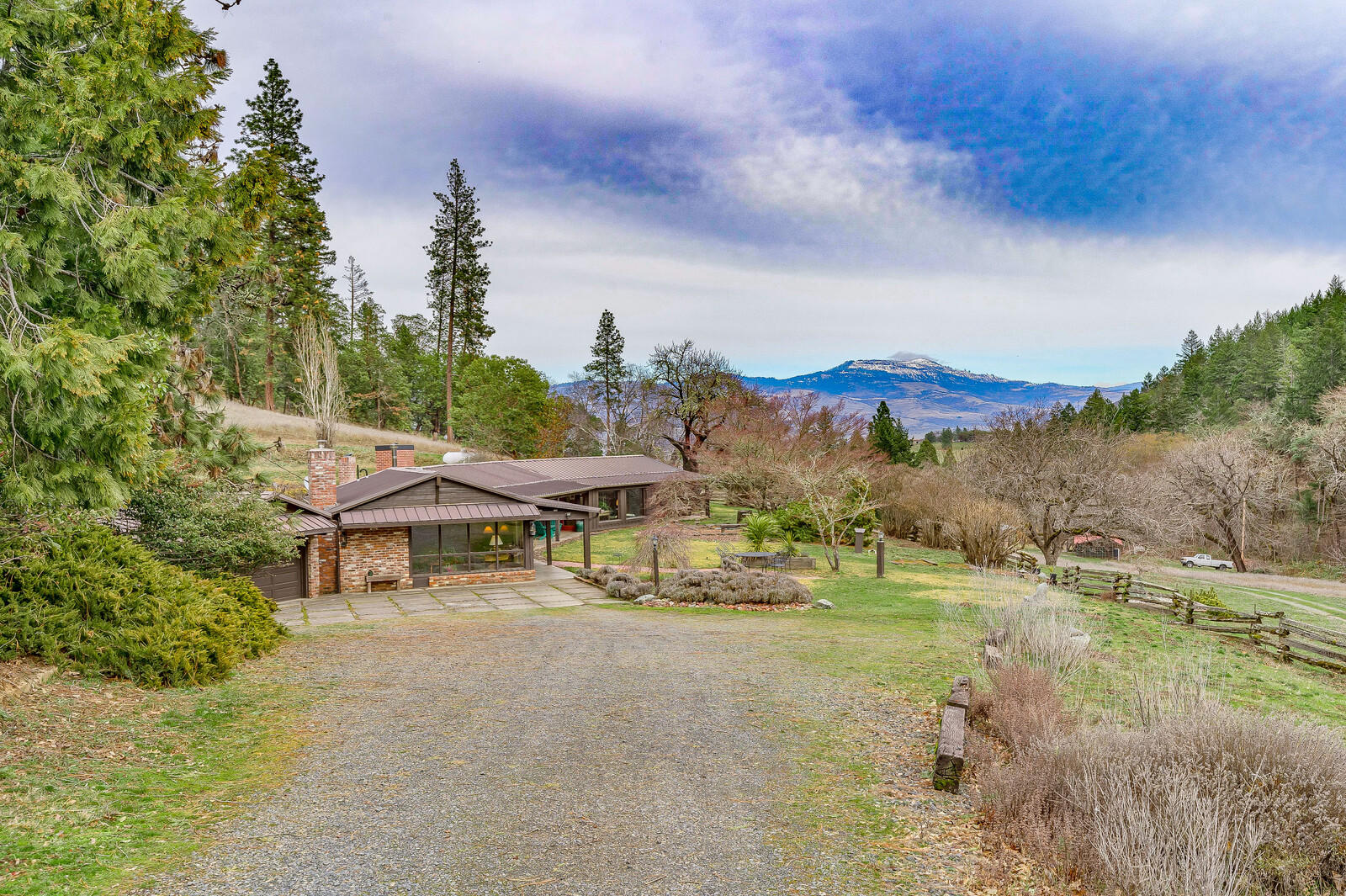 2128 Anderson Creek Road Talent, OR 97540 - Photo 1 of 87 02_ACr_2_mls