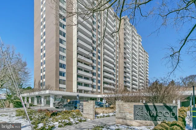 a front view of a building