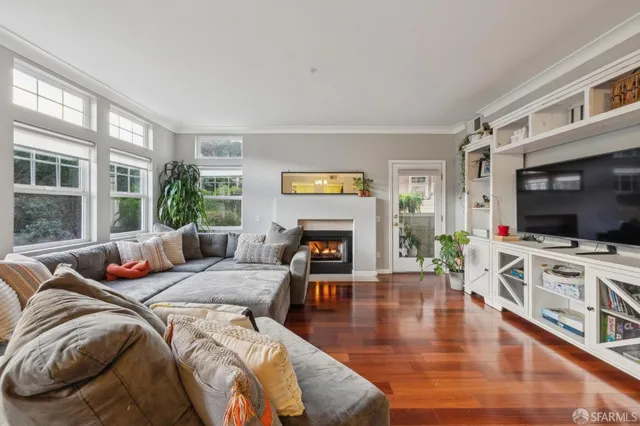 $978,000 | 415 Callippe Court, Brisbane, CA 94005